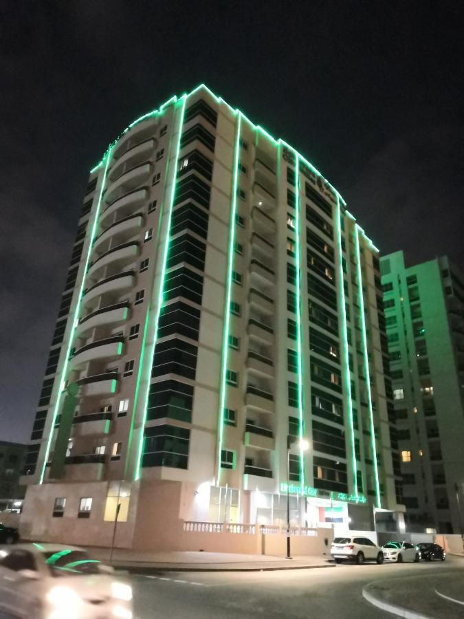 Boulevard City Suites Hotel Apartments Дубай Экстерьер фото